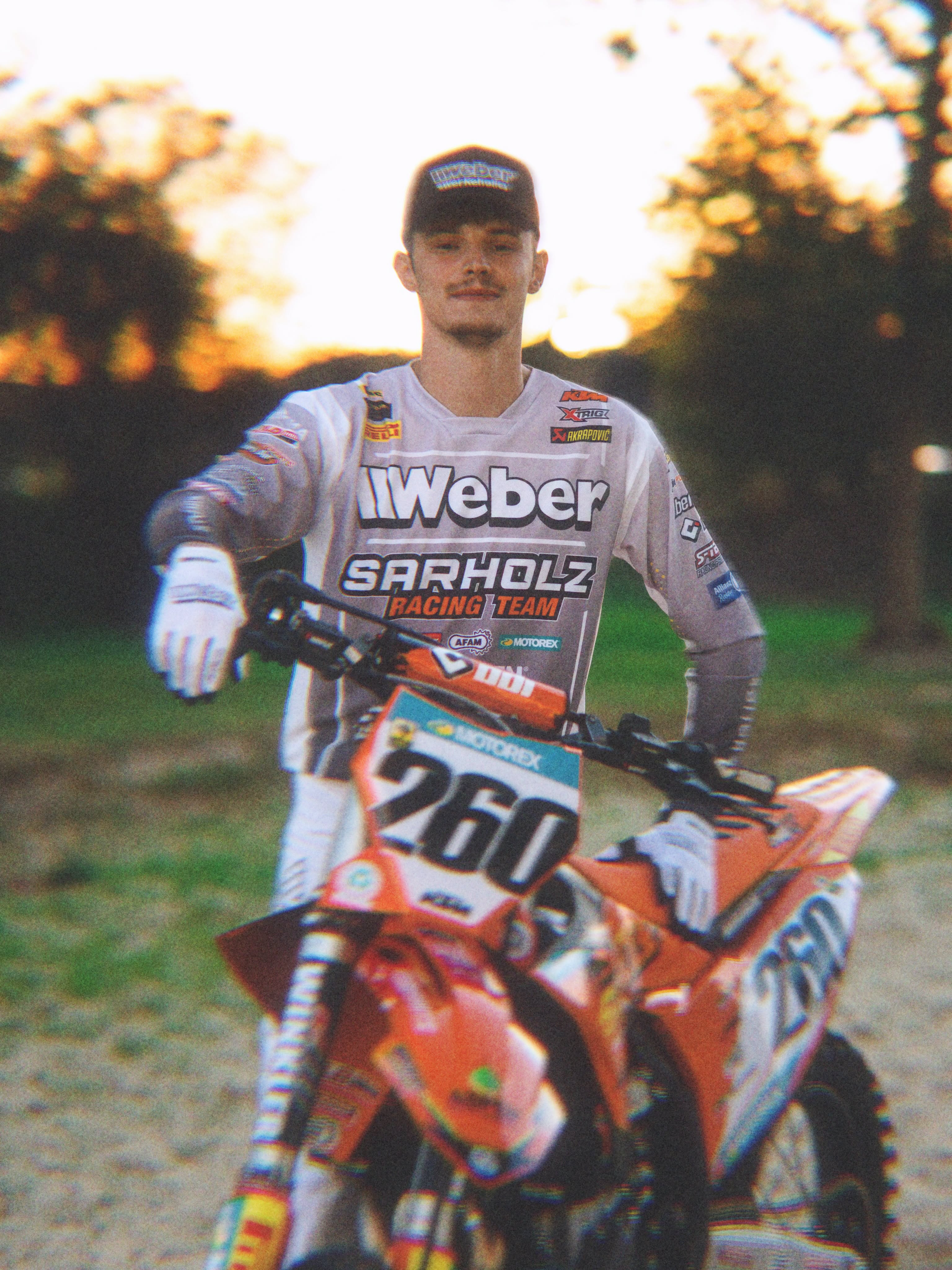 Das KTM Sarholz Racing Team begrüßt Nico Koch als neuen Fahrer 